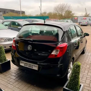 2007 Vauxhall Corsa 1.4i 16v Design 5-door Automatic Hatchback - Image 6