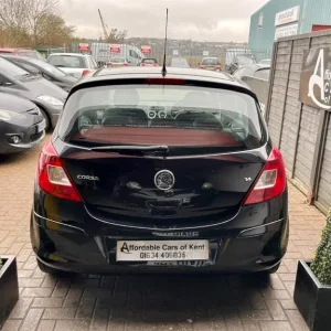 2007 Vauxhall Corsa 1.4i 16v Design 5-door Automatic Hatchback - Image 7