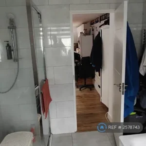 2 bedroom flat with garden access in Thame, South Oxfordshire - Image 3