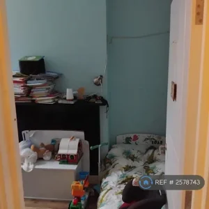 2 bedroom flat with garden access in Thame, South Oxfordshire - Image 6