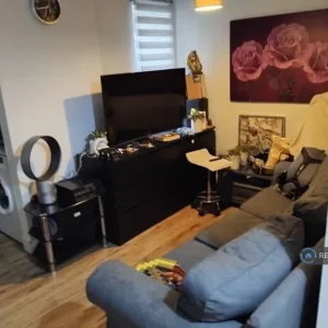 2 bedroom flat with garden access in Thame, South Oxfordshire - Image 7