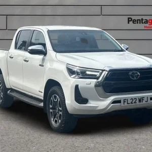 Toyota Hilux 2.4 D 4x4 Double Cab with Apple Car Play and 18in Alloy Wheels