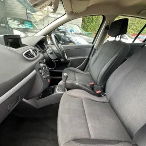 2011 Renault Clio 1.2 TCe Dynamique TomTom Euro 5 5-door hatchback petrol manual - Image 7