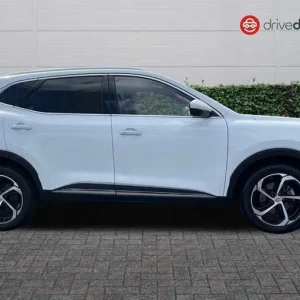 2024 MG HS 1.5 T-GDI Trophy SUV 5-door petrol automatic - Image 2