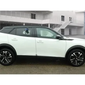 2021 Peugeot 2008 BlueHDi GT SUV Diesel Manual - Image 3