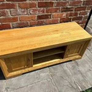 Solid Oak Bevel TV Stand - Image 5