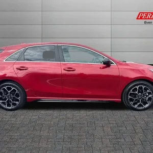 2025 Kia Ceed 1.5T GDi ISG 138 GT-Line 5-door Hatchback - Image 3