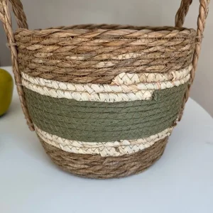 Assortment of glassware / basket - Image 2