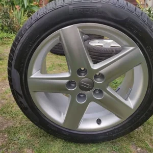 New Pirelli P7 225/50R17 tyre and wheel