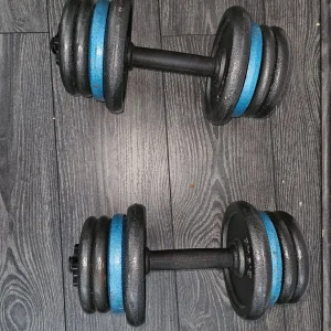 30kg weighted vest and 15kg dumbbells - Image 2