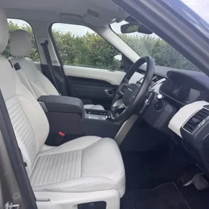 2022 Land Rover Discovery S D250 7-seat SUV Diesel Automatic - Image 7