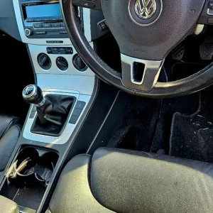 2009 Volkswagen Passat Manual 1968cc 4-door - Image 8