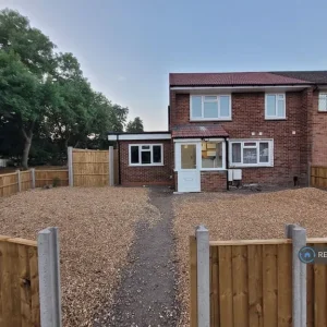 1 bedroom in Wise Lane, West Drayton, UB7