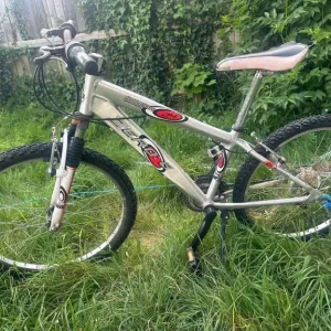Bikes - Image 3