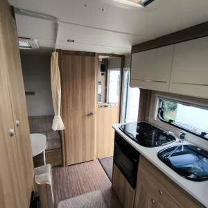2014 Elddis Xplore 304 – 4 Berth Lightweight Compact Caravan - Image 8