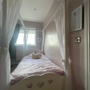 White Wooden Single Bed - Image 3