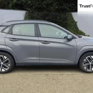 2022 Hyundai KONA SE Connect 39kWh 5-door Auto Hatchback - Image 3