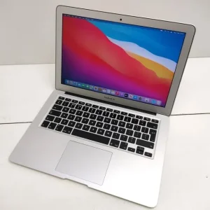 Macbook Air 13 inch 2015-2016 with Logic Pro X