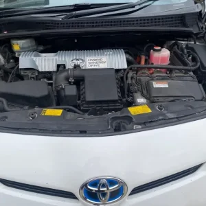 2015 Toyota Prius 1.8 hatchback - Image 5