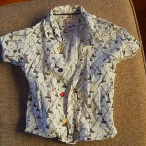 SEVEN BOYS SHIRTS AGE 2-3 - Image 2