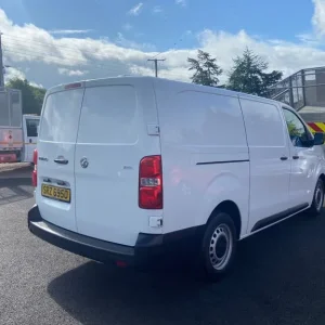 2021 Vauxhall Vivaro Turbo D Panel Van, 6-speed, mint condition - Image 8