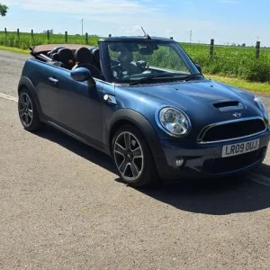 2009 Mini Convertible, 1598cc, 2-door - Image 5