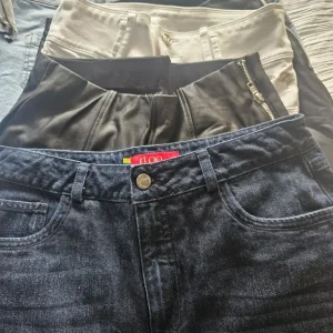 Woman's clothing mix - Image 4