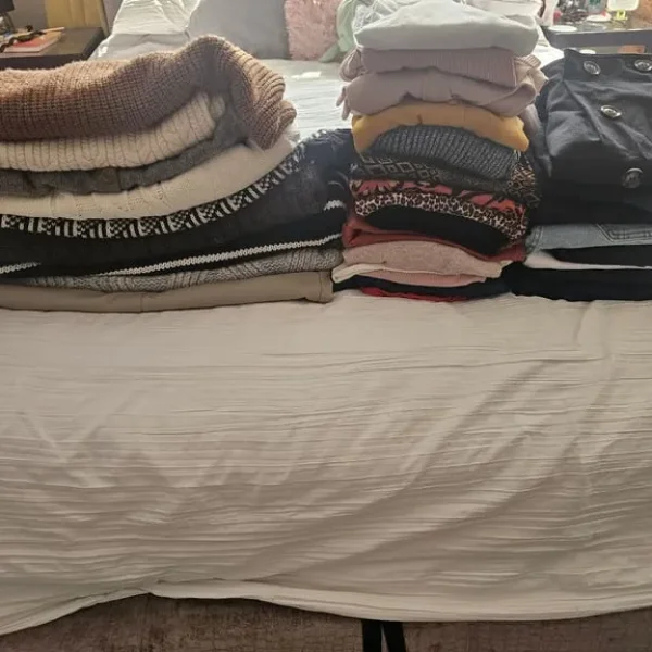 Woman's clothing mix
