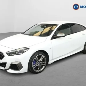 2022 BMW 2 Series M235i xDrive 4-door Automatic in Alpine White - Image 3