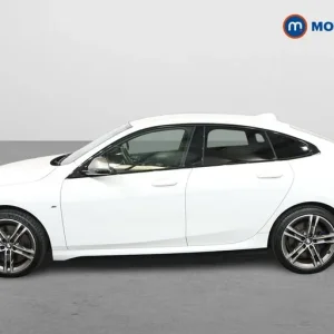 2022 BMW 2 Series M235i xDrive 4-door Automatic in Alpine White - Image 4