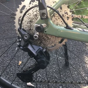Orbea Vibe Mid H30 electric bike, Urban Green - Image 7