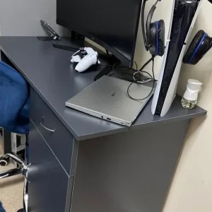 Desk & bedside table