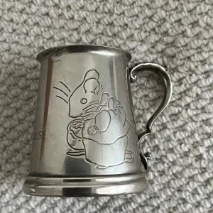 Silver plated christening miniature tankard with Beatrix Potter engravings - Image 2