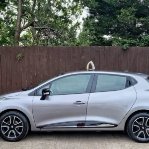 2014 Renault Clio 1.2 16V Dynamique MediaNav Euro 5 5-door Hatchback - Image 5