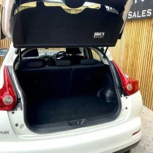 2013 Nissan Juke 1.6 Visia Euro 5 5-door hatchback petrol manual - Image 7