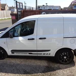 2019 Ford Transit Courier 1.5 TDCI Panel Van 5-door Diesel Manual Euro 6 - Image 3