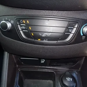 2019 Ford Transit Courier 1.5 TDCI Panel Van 5-door Diesel Manual Euro 6 - Image 7