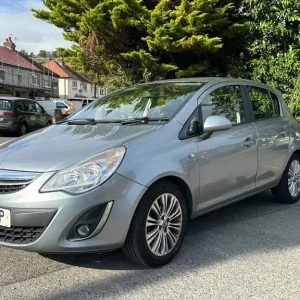 2012 Vauxhall Corsa 1.2 ecoFLEX SE 5-door hatchback with start-stop