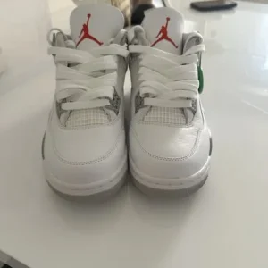 Air Jordan 4 White Oreo Sneakers Size 7.5UK/8.5US - Image 5