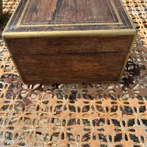 Antique sewing or jewellery box with brass details - Image 6