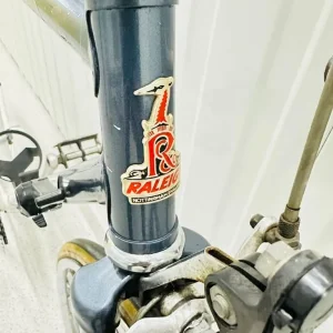 Xm Fully Serviced RALEIGH Road Bike 10 Speed 700c Wheels Excellent Condition - Image 3