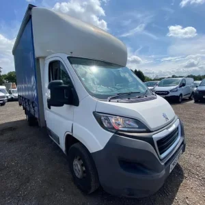 2015 Peugeot Boxer 335 L3 HDi Luton Box Van