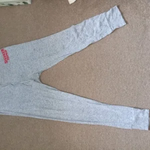 Women's trousers and top - Image 3