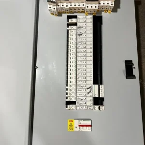 Schneider Square D IKQ 3ph board loaded - Image 2