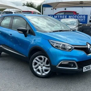 2016 Renault Captur 0.9 Petrol Dynamique with Nav and Alloy Wheels - Image 2