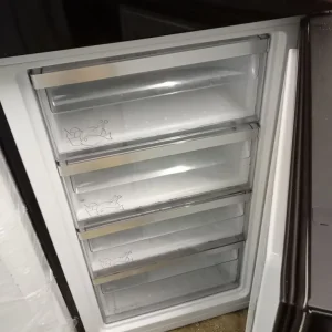 189cm grundig black fridge freezer - Image 3