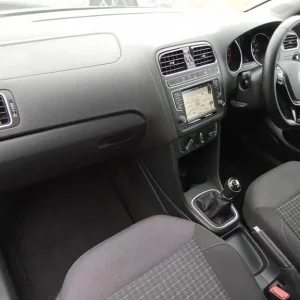 2016 Volkswagen Polo 1.0 110PS SEL 5-door with sat nav and 10 service stamps - Image 2