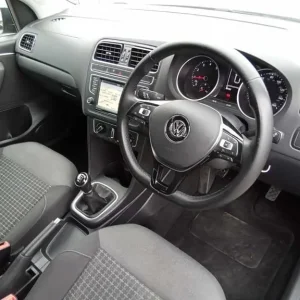 2016 Volkswagen Polo 1.0 110PS SEL 5-door with sat nav and 10 service stamps - Image 6