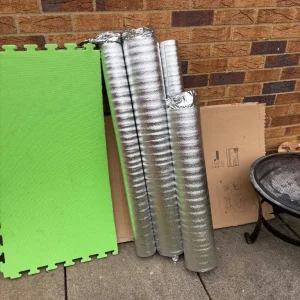 Laminate pack with free underlay included - Image 4