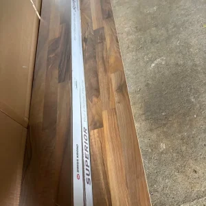 Laminate pack with free underlay included